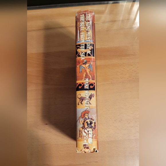 The King Must Die & The Bull from the Sea by Mary Renault HC 1998 Sci-Fi printng - Picture 4 of 16